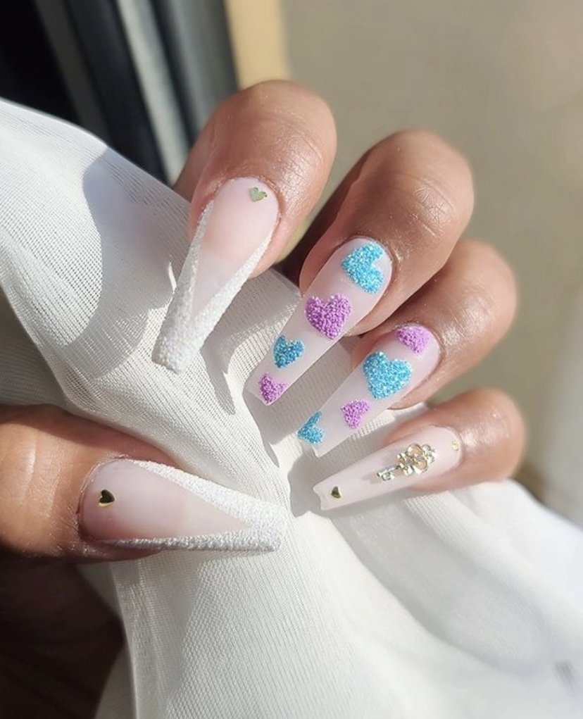 PozhVibe Beauty Studio nail photo 2
