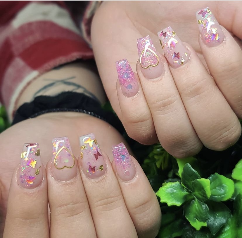 PozhVibe Beauty Studio nail photo 7